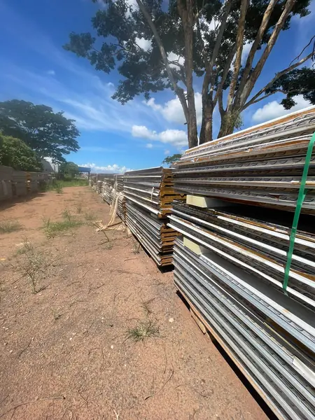 Galpão industrial com cobertura isotérmica